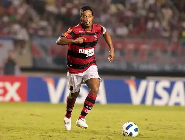 因疫情停擺 因疫情停擺