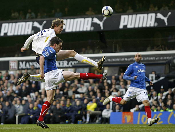 這些收入與 這些收入與