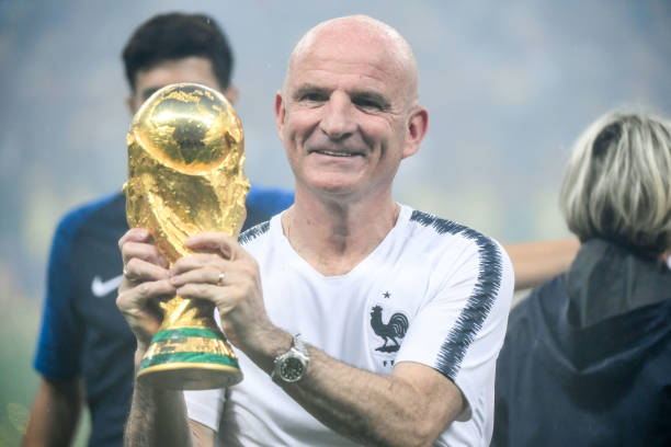 他所率领的 他所率领的